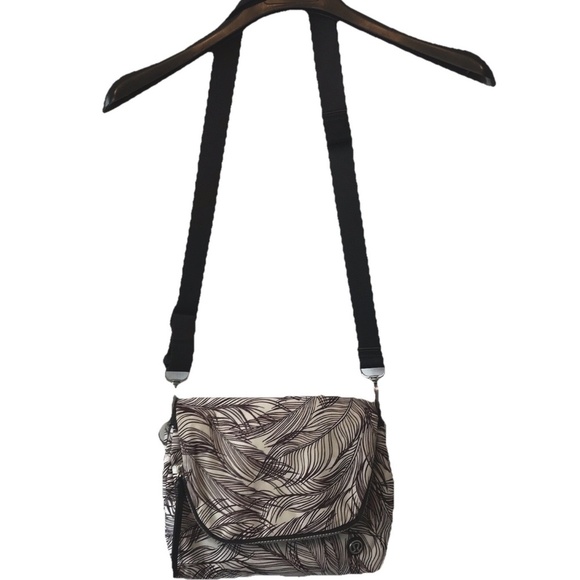Lululemon Party Om Bag. Sketchy Palms White Black - Picture 1 of 16